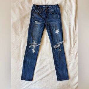 American Eagle Outfitters Women's Dark Blue Ripped Skinny Jeans